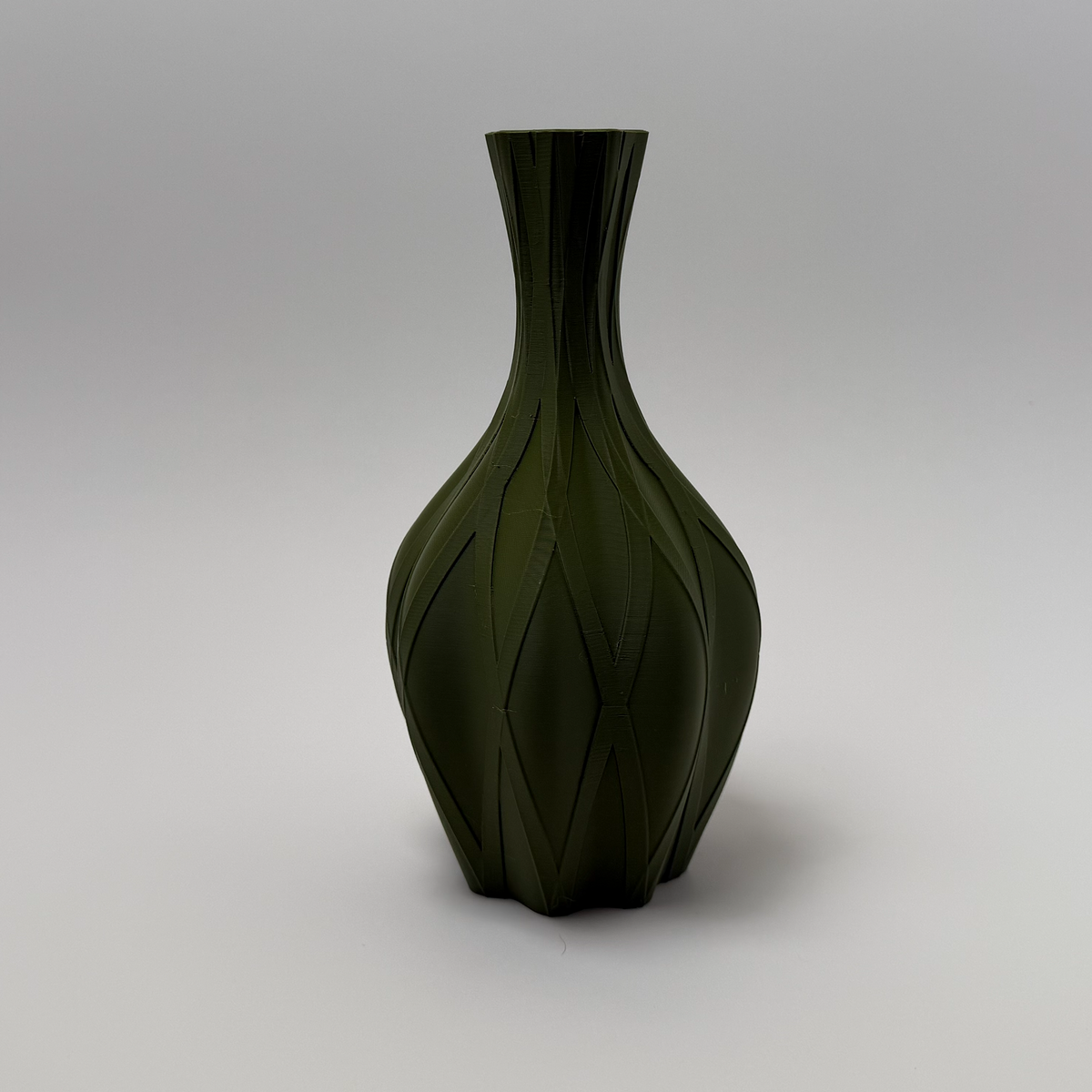 Sculpted Teardrop Vase – Modern 3D-Printed Décor