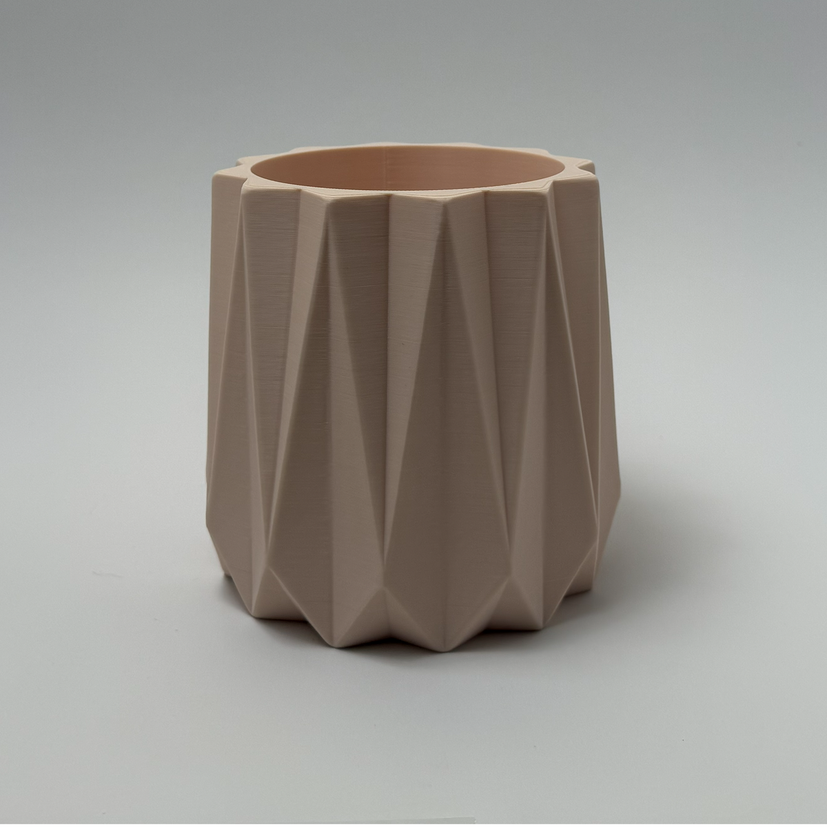 Sculpted Teardrop Vase – Modern 3D-Printed Décor